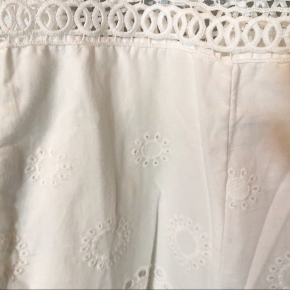 Endless Rose white lace romper - Picture 4 of 6